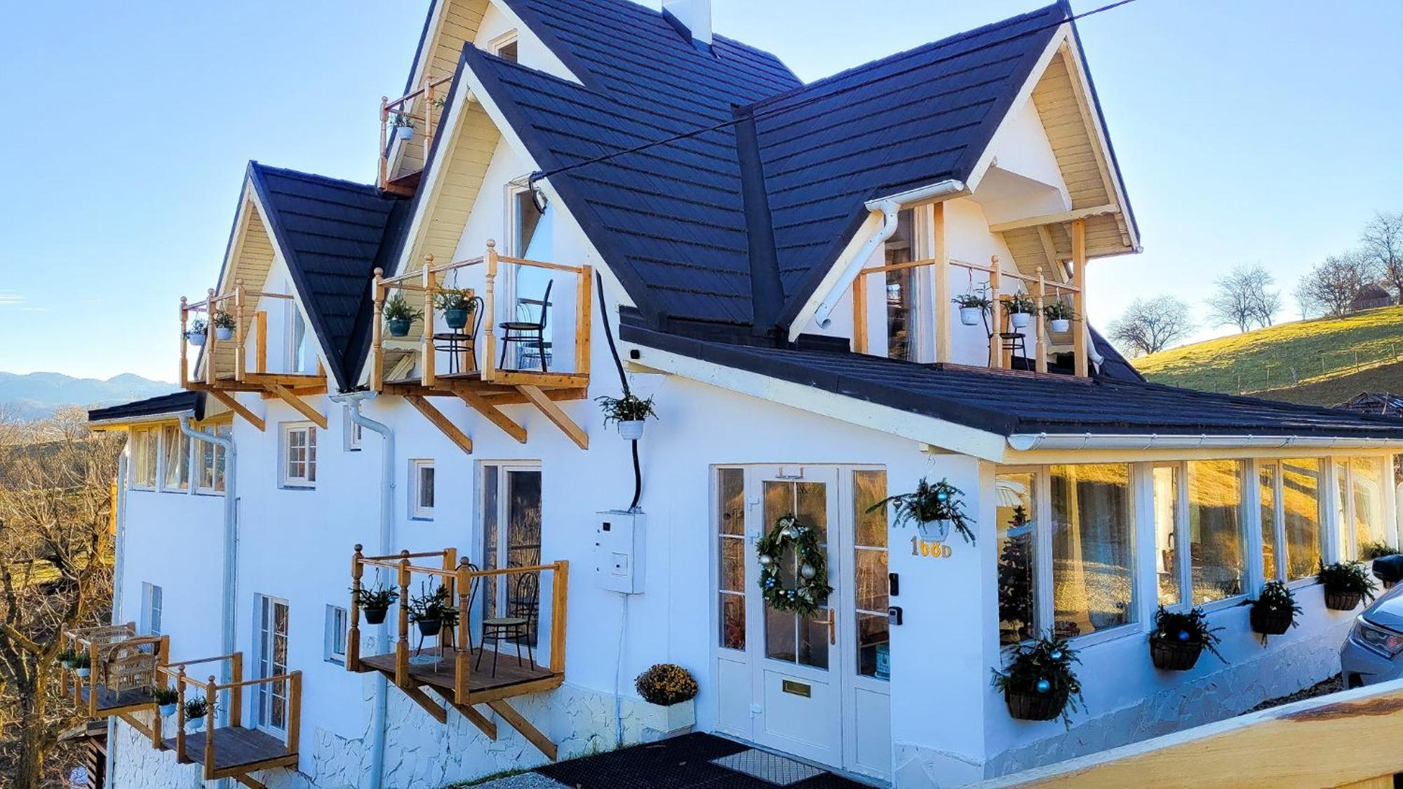 Carpathia Magic -Adults Only Villa Peştera Eksteriør bilde